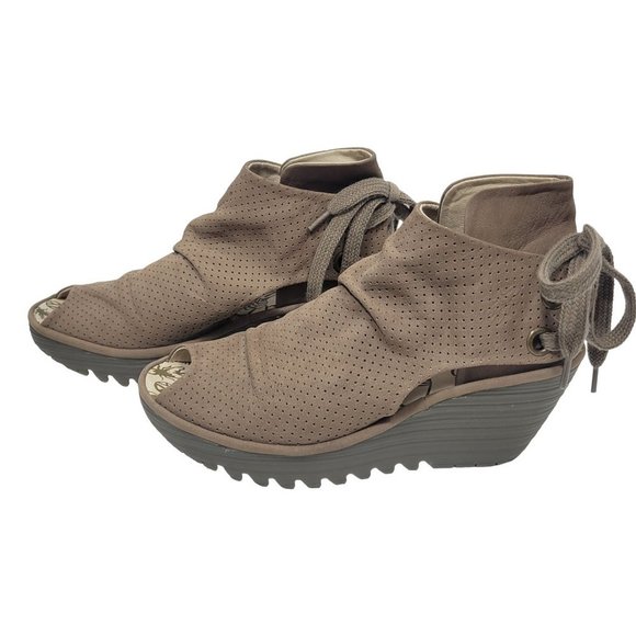 Fly London Women's Yema Taupe Wedge Tie Back Booties Size 38 US 7.5/8 - Picture 1 of 11